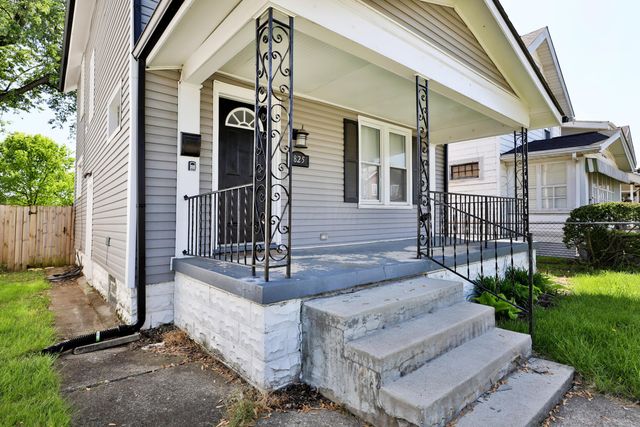 825 Reinhard Avenue, Columbus, OH 43206
