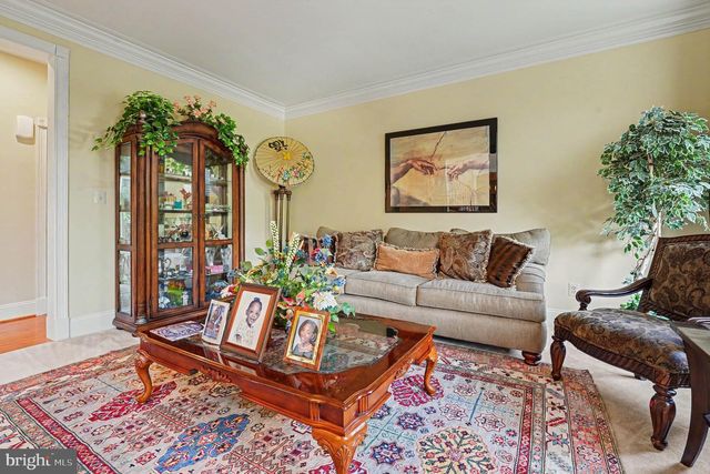 396 AUGUSTA DR, Telford, PA 18969