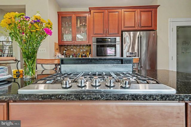 396 AUGUSTA DR, Telford, PA 18969