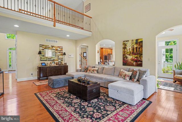 396 AUGUSTA DR, Telford, PA 18969