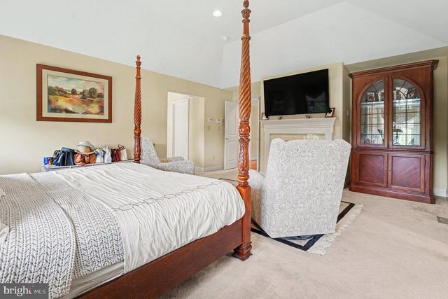 396 AUGUSTA DR, Telford, PA 18969