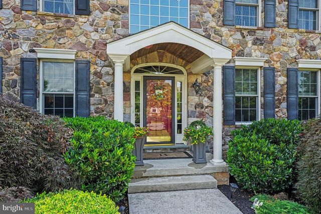 396 AUGUSTA DR, Telford, PA 18969