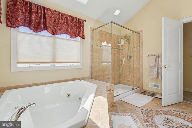 396 AUGUSTA DR, Telford, PA 18969