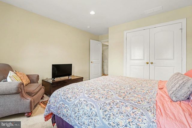 396 AUGUSTA DR, Telford, PA 18969