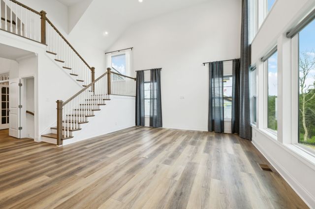 800 Westchester Cir, Hendersonville, TN 37075