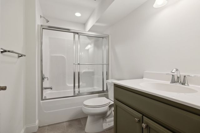 800 Westchester Cir, Hendersonville, TN 37075