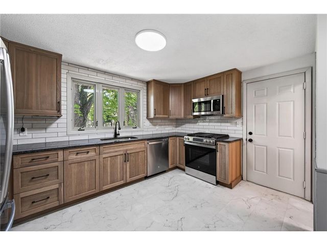 1357 County Road H2, White Bear Lake, MN 55110