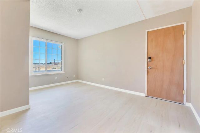 9742 E Avenue R8, Littlerock, CA 93543