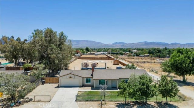 9742 E Avenue R8, Littlerock, CA 93543