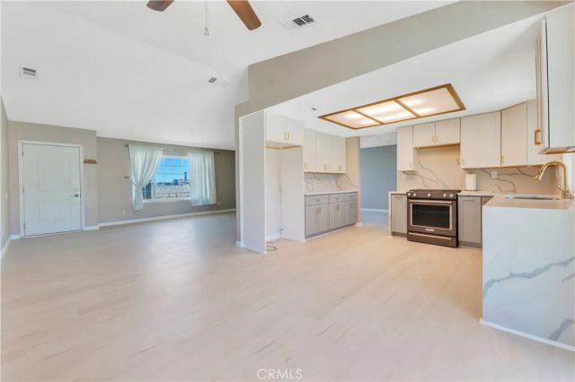 9742 E Avenue R8, Littlerock, CA 93543