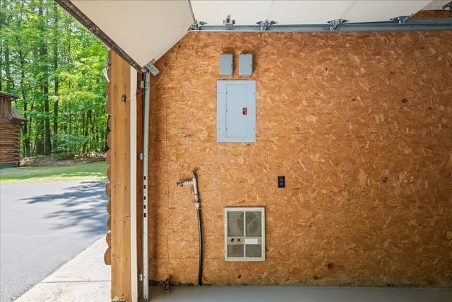 34 Edwards Mill Road, Chester, NH 03036
