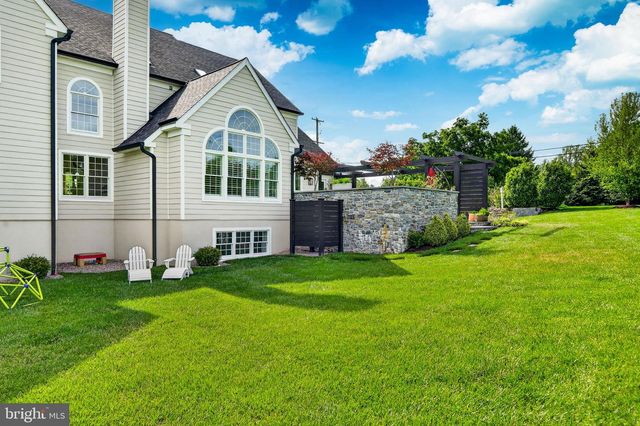 101 TRAMORE CIR, Malvern, PA 19355