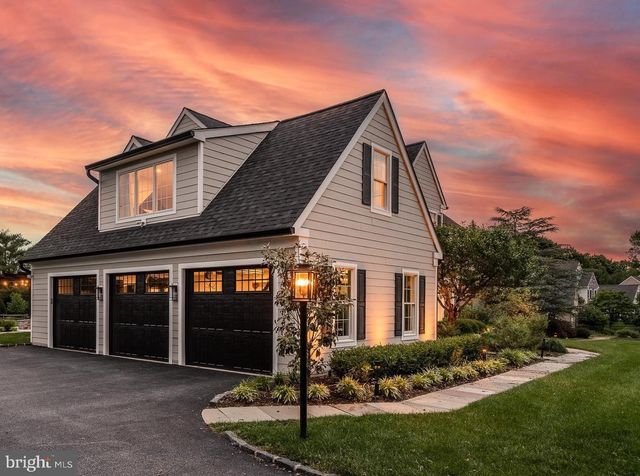 101 TRAMORE CIR, Malvern, PA 19355