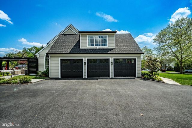 101 TRAMORE CIR, Malvern, PA 19355