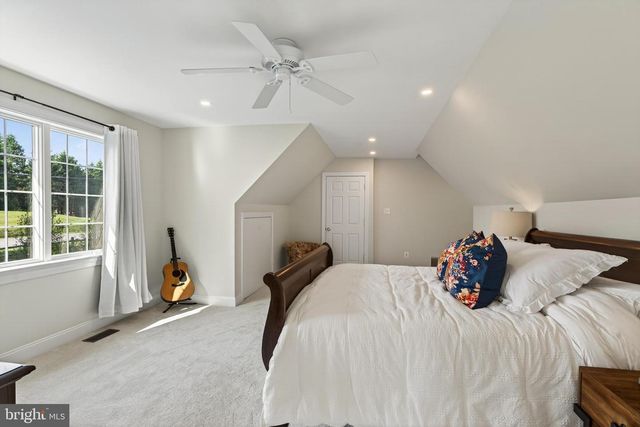 101 TRAMORE CIR, Malvern, PA 19355