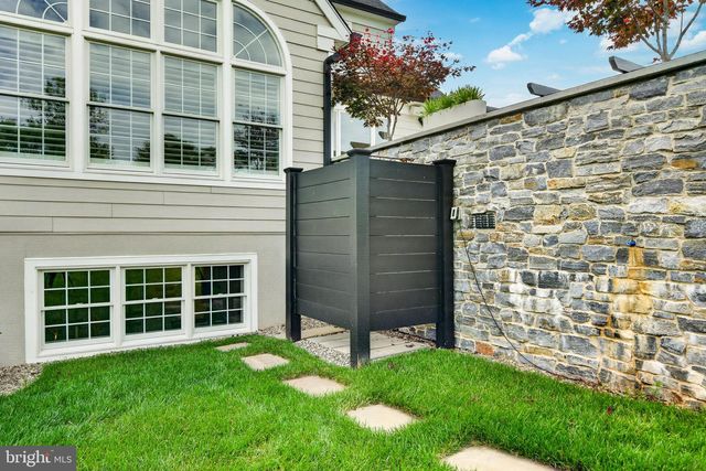 101 TRAMORE CIR, Malvern, PA 19355