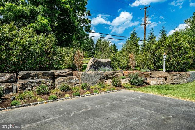 101 TRAMORE CIR, Malvern, PA 19355