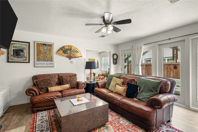 1002 W Washington Street, Sherman, TX 75092