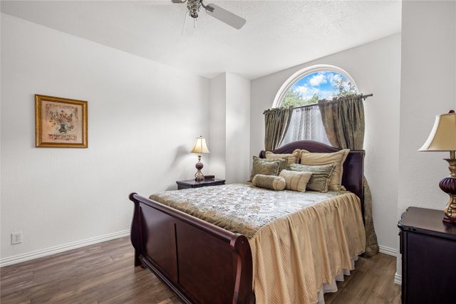 1002 W Washington Street, Sherman, TX 75092