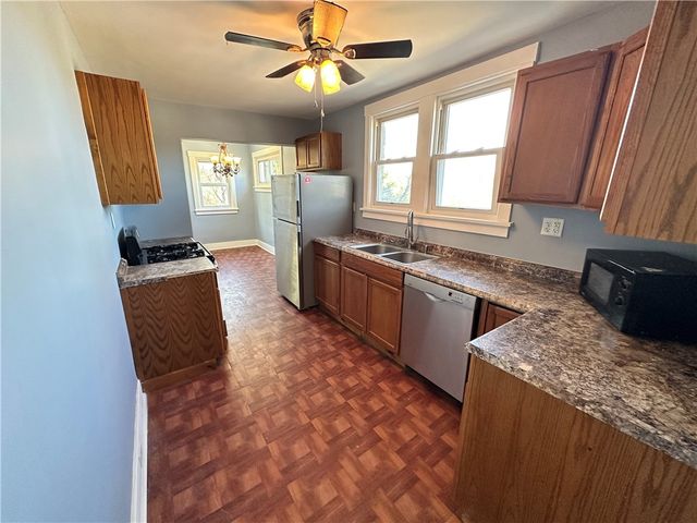 7237 Whipple st, Swissvale, PA 15218