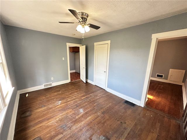 7237 Whipple st, Swissvale, PA 15218