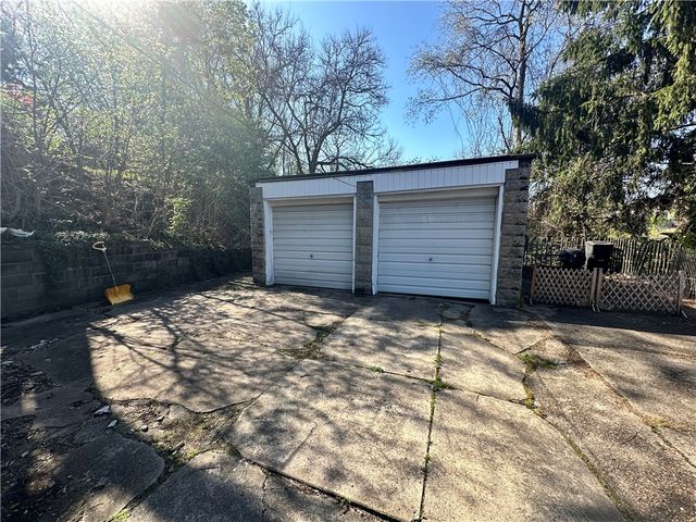 7237 Whipple st, Swissvale, PA 15218