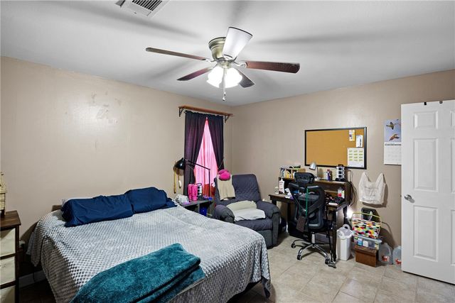 905 W 17th Terrace, Russellville, AR 72801