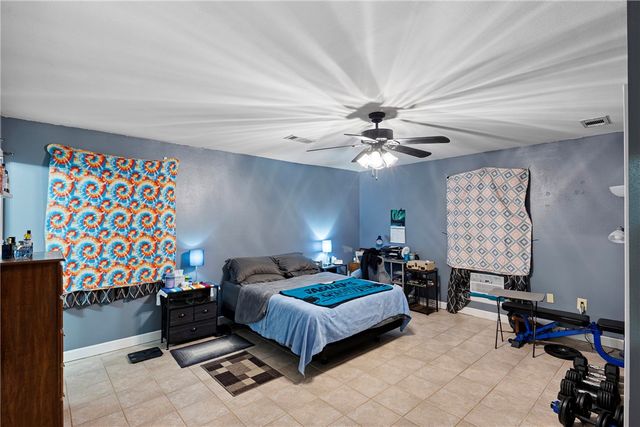 905 W 17th Terrace, Russellville, AR 72801