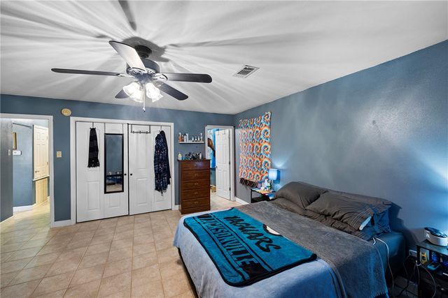 905 W 17th Terrace, Russellville, AR 72801