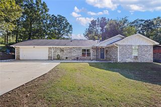 905 W 17th Terrace, Russellville, AR 72801
