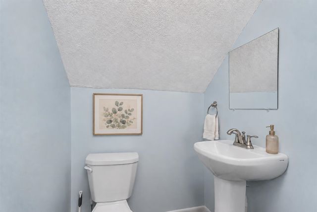 106 S Berkley Street, Kalamazoo, MI 49006