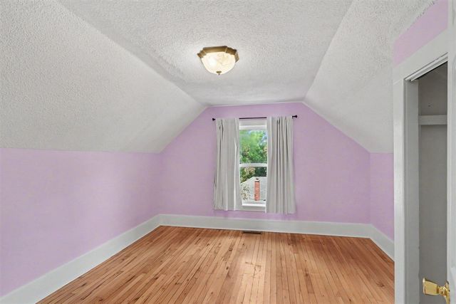 106 S Berkley Street, Kalamazoo, MI 49006