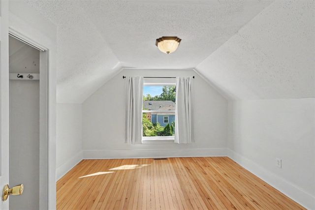 106 S Berkley Street, Kalamazoo, MI 49006