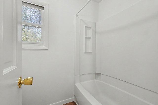 106 S Berkley Street, Kalamazoo, MI 49006