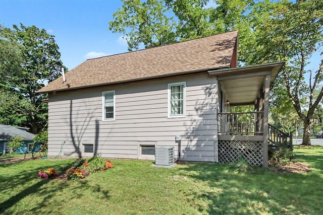 106 S Berkley Street, Kalamazoo, MI 49006