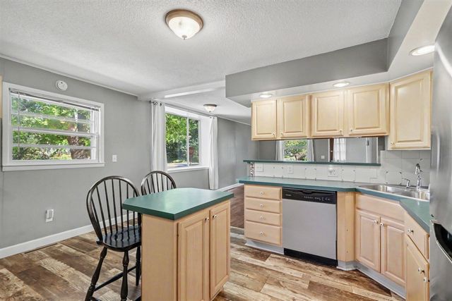 106 S Berkley Street, Kalamazoo, MI 49006