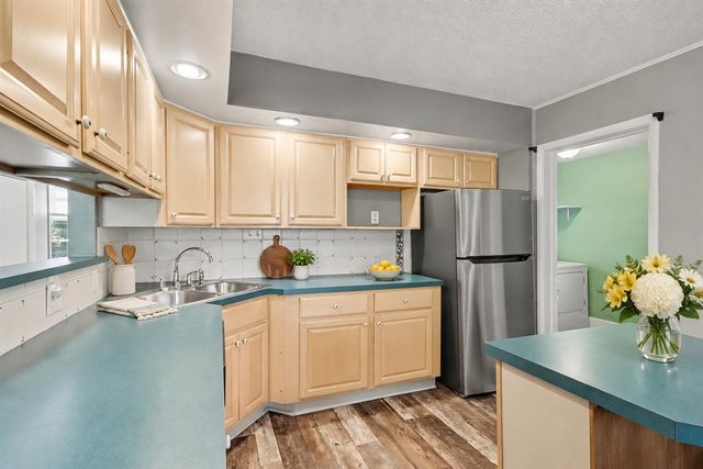 106 S Berkley Street, Kalamazoo, MI 49006
