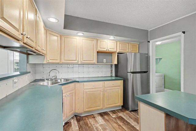 106 S Berkley Street, Kalamazoo, MI 49006