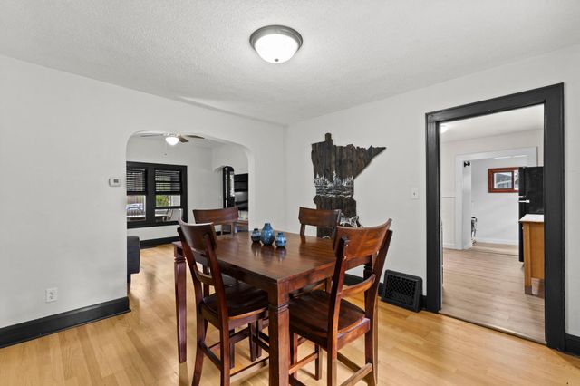 1054 Van Buren Avenue, Saint Paul, MN 55104