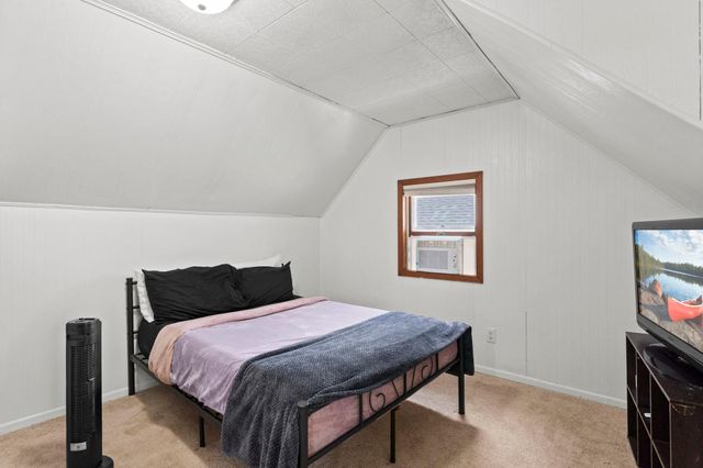 1054 Van Buren Avenue, Saint Paul, MN 55104