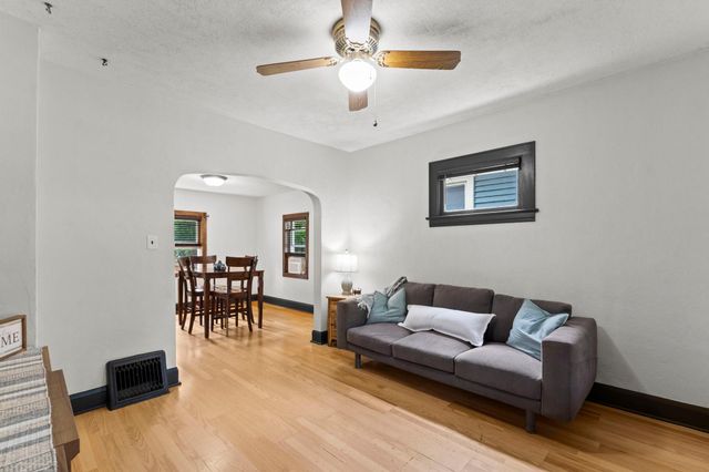 1054 Van Buren Avenue, Saint Paul, MN 55104