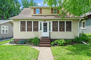1054 Van Buren Avenue, Saint Paul, MN 55104