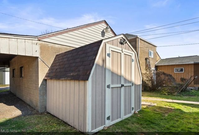 706 Logan Avenue, Toronto, OH 43964