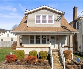 706 Logan Avenue, Toronto, OH 43964