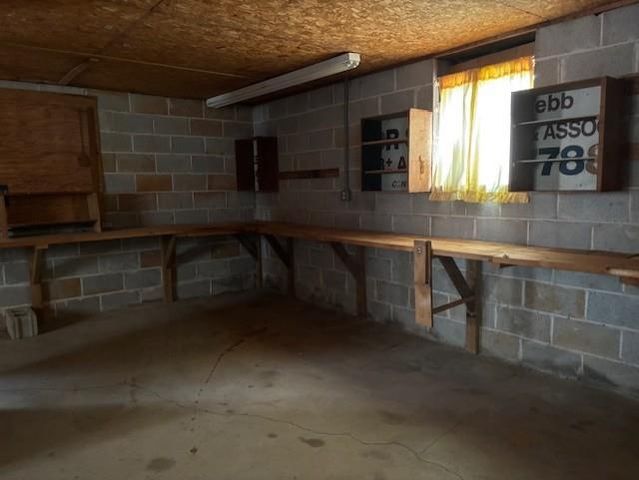 2215 Oak Hill Road, Covington, GA 30016