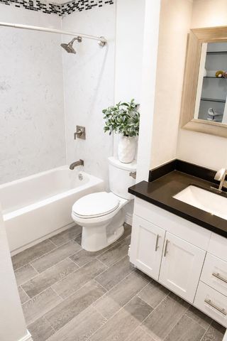 Pierce Road, Menlo Park, CA 94025
