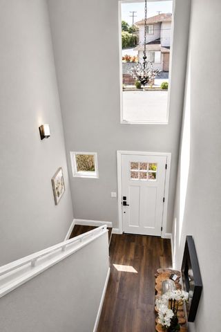 Pierce Road, Menlo Park, CA 94025