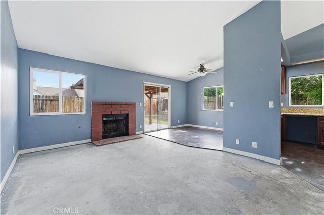 2629 E Kettering, Lancaster, CA 93535