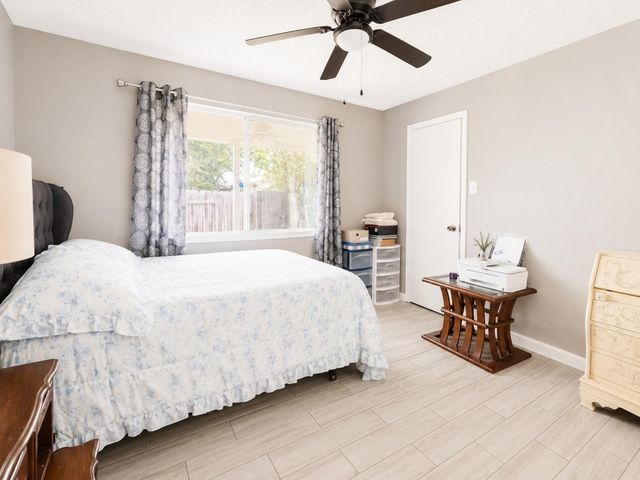6927 Foxmont Lane, Humble, TX 77338