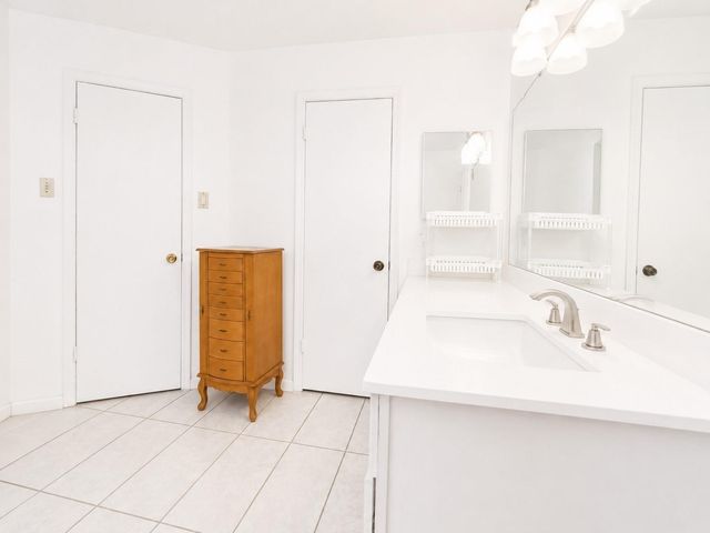 6927 Foxmont Lane, Humble, TX 77338